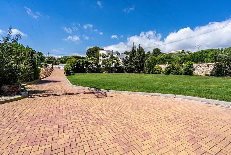 7 bedroom Villa for sale