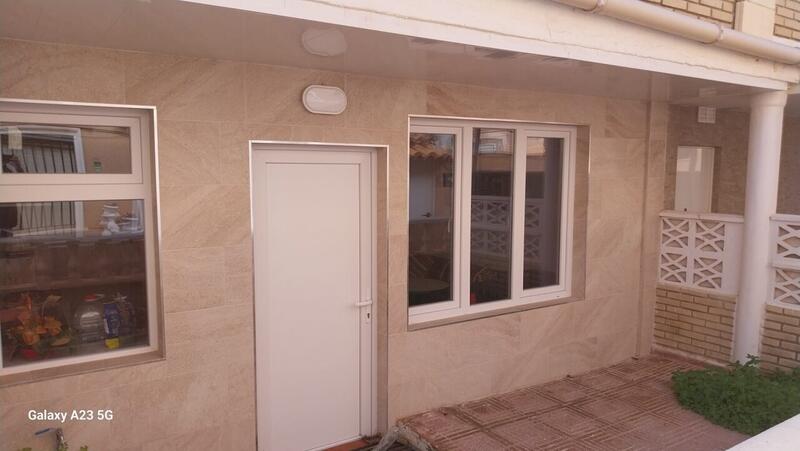 Villa till salu i La Mata, Alicante