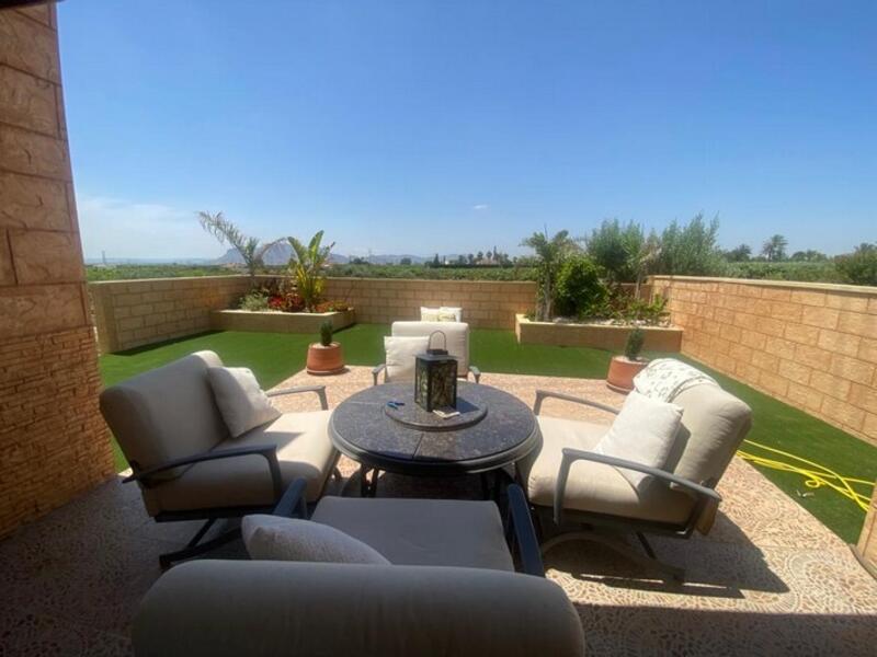 5 bedroom Country House for sale