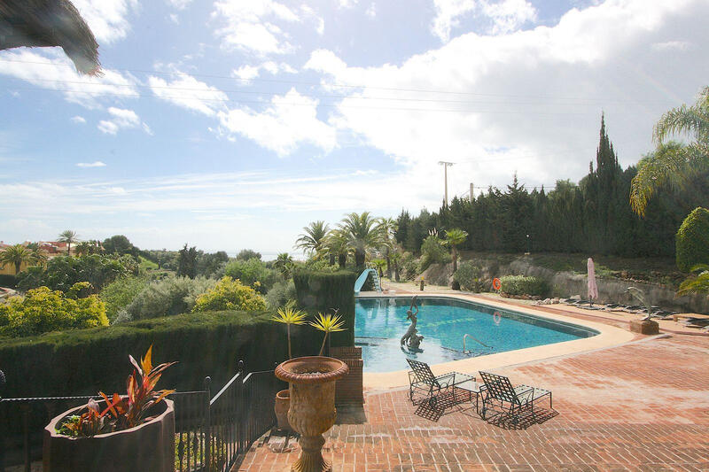 7 bedroom Villa for sale