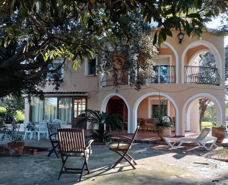 4 bedroom Villa for sale