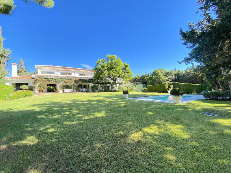 Villa till salu i Calahonda, Málaga