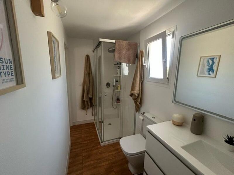 2 bedroom Townhouse for sale