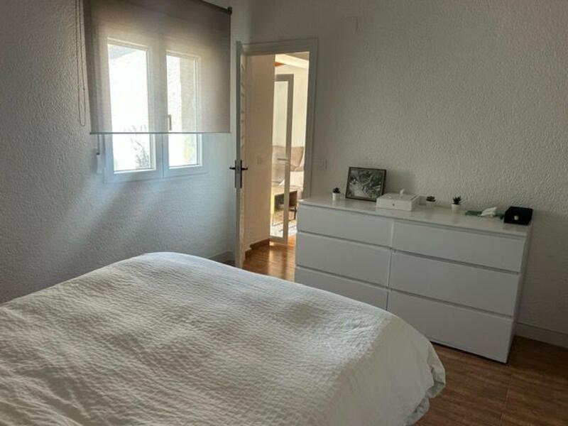 2 bedroom Townhouse for sale