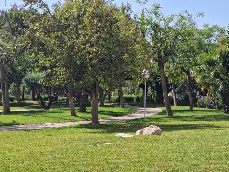 4 bedroom Apartment for sale