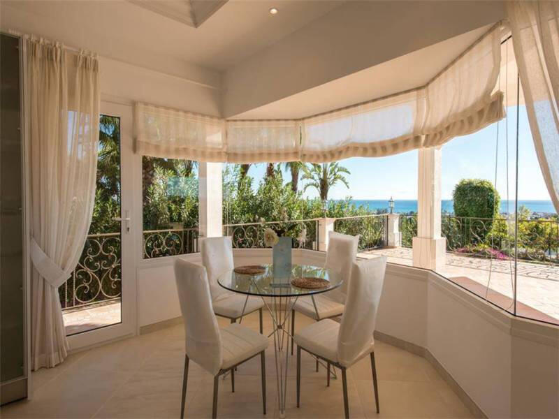 7 bedroom Villa for sale