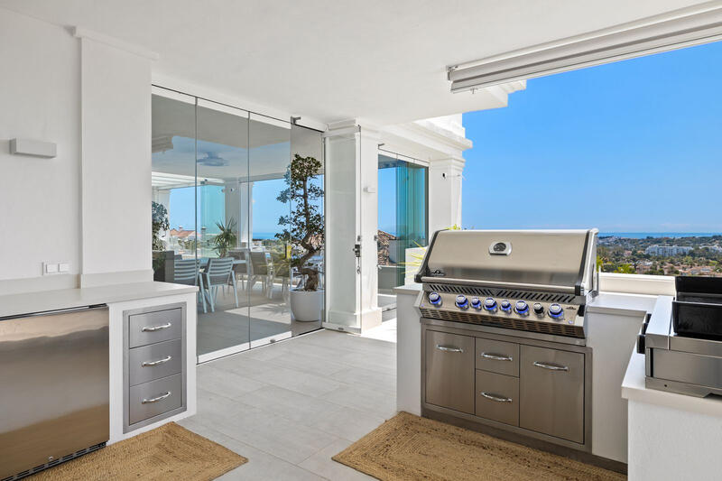 7 bedroom Apartment for sale