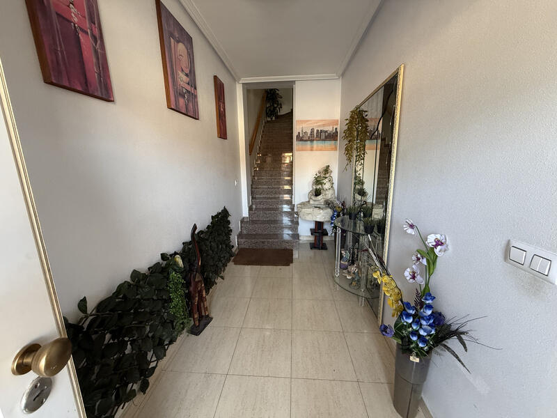 3 bedroom Townhouse for sale