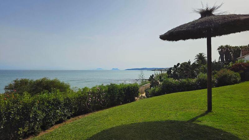 Townhouse for sale in Estepona, Málaga