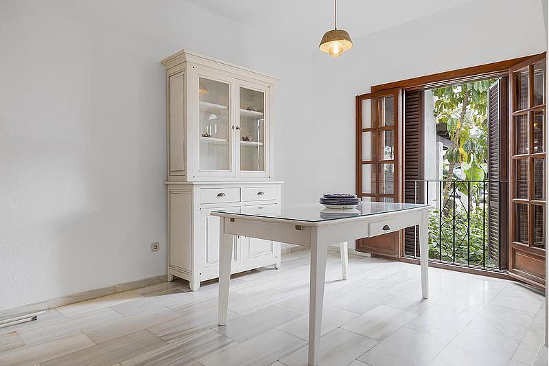 2 slaapkamer Gezinswoning Te koop