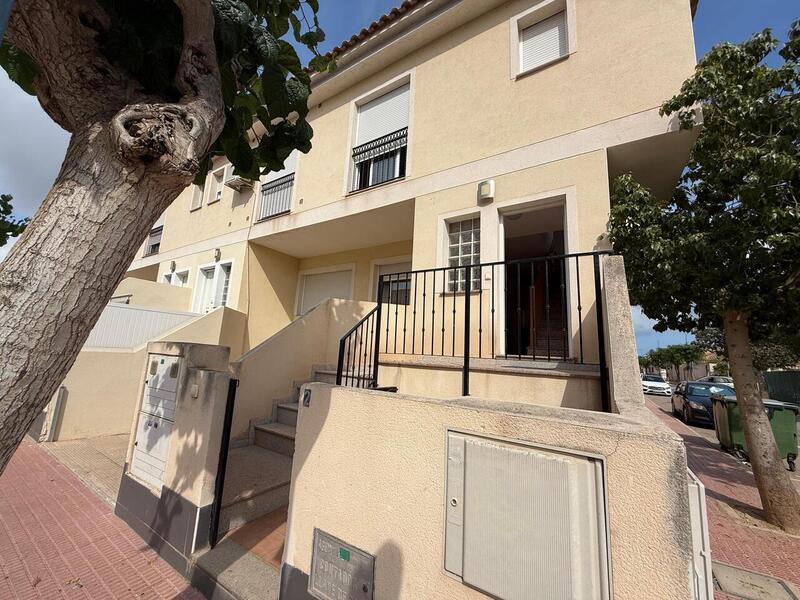 Radhus till salu i Los Alcazares, Murcia