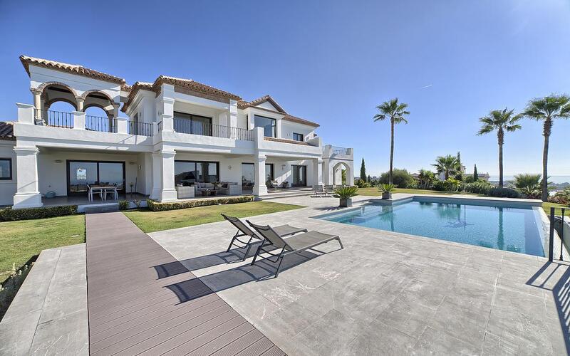 6 bedroom Villa for sale
