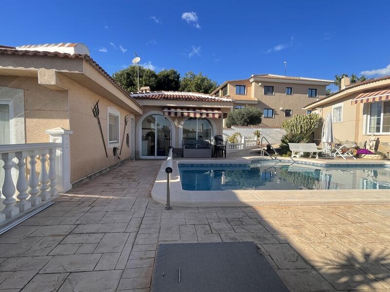 5 soverom Villa til salgs