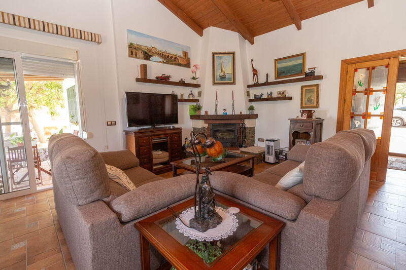 4 bedroom Country House for sale