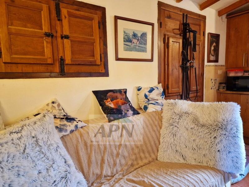 1 bedroom Country House for sale