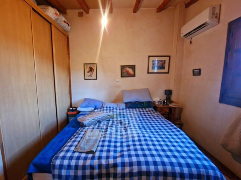 1 bedroom Country House for sale