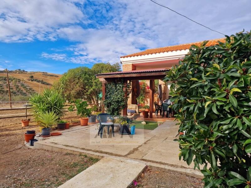 1 bedroom Country House for sale
