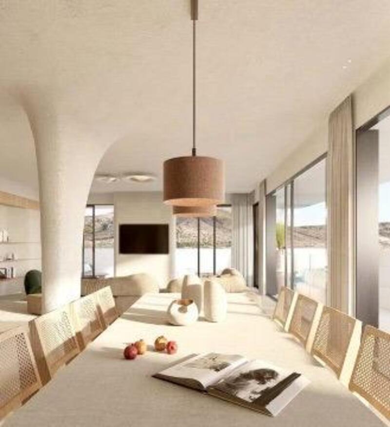 4 bedroom Apartment for sale