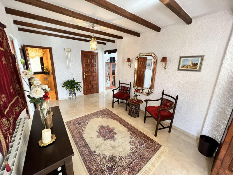 4 bedroom Villa for sale