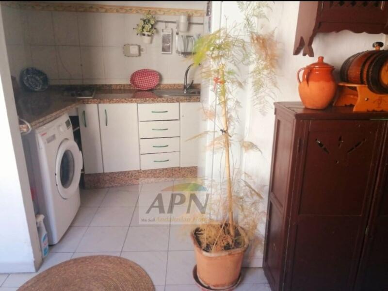 4 bedroom Townhouse for sale
