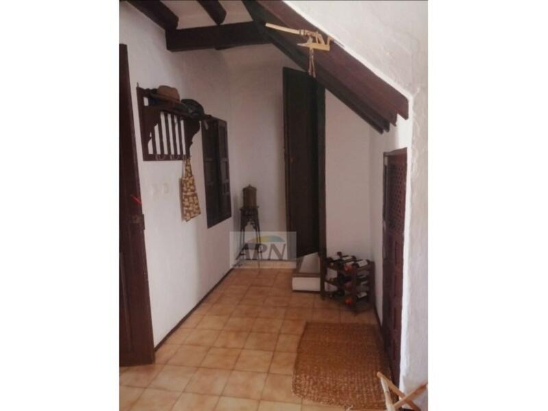 4 bedroom Townhouse for sale