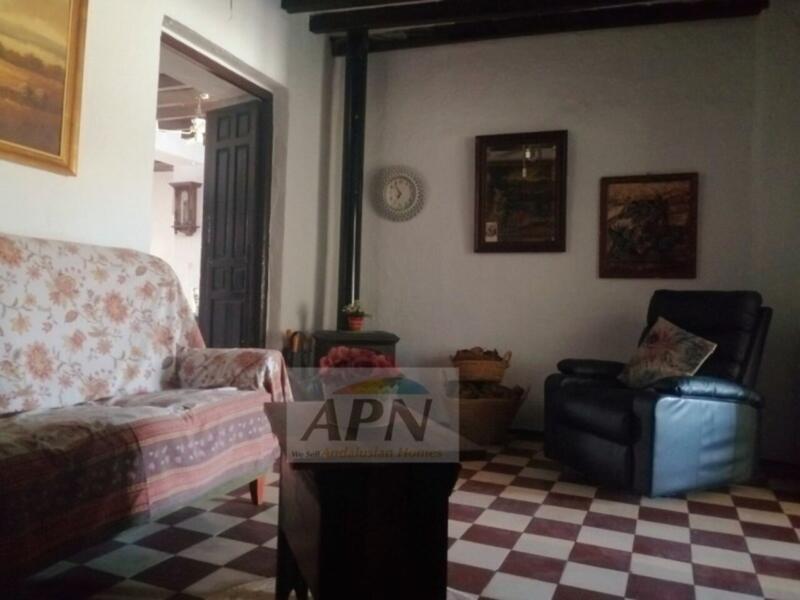 4 bedroom Townhouse for sale