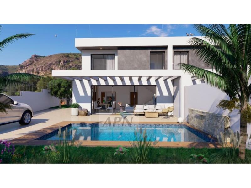 4 bedroom Townhouse for sale