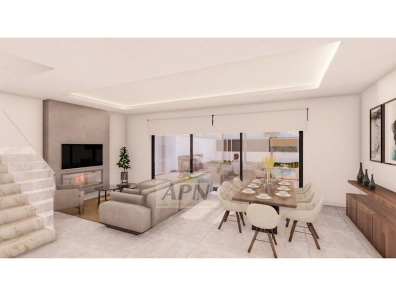4 bedroom Townhouse for sale