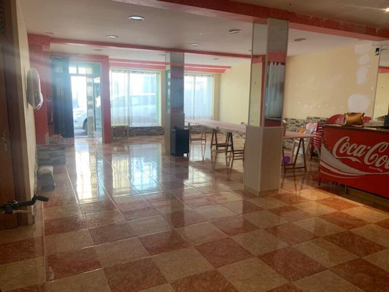 Коммерческая недвижимость продается в Ondara, Alicante