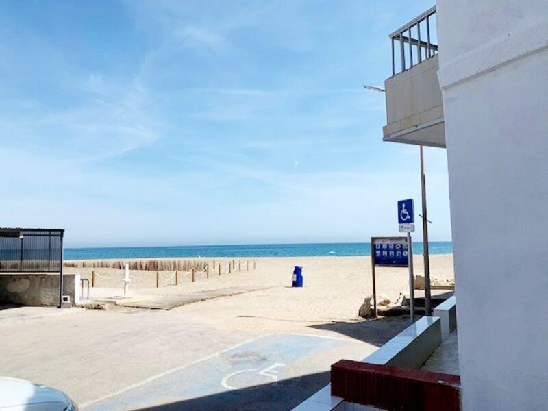 вилла продается в Denia, Alicante