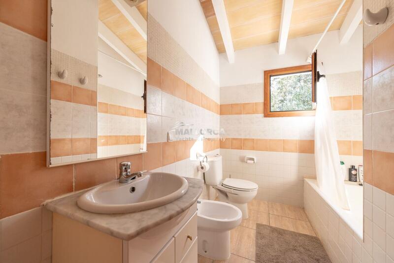 6 bedroom Country House for sale
