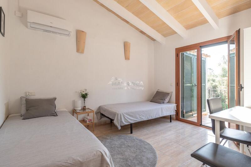 6 bedroom Country House for sale