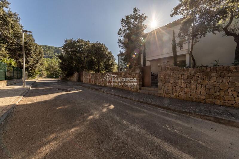 6 bedroom Country House for sale