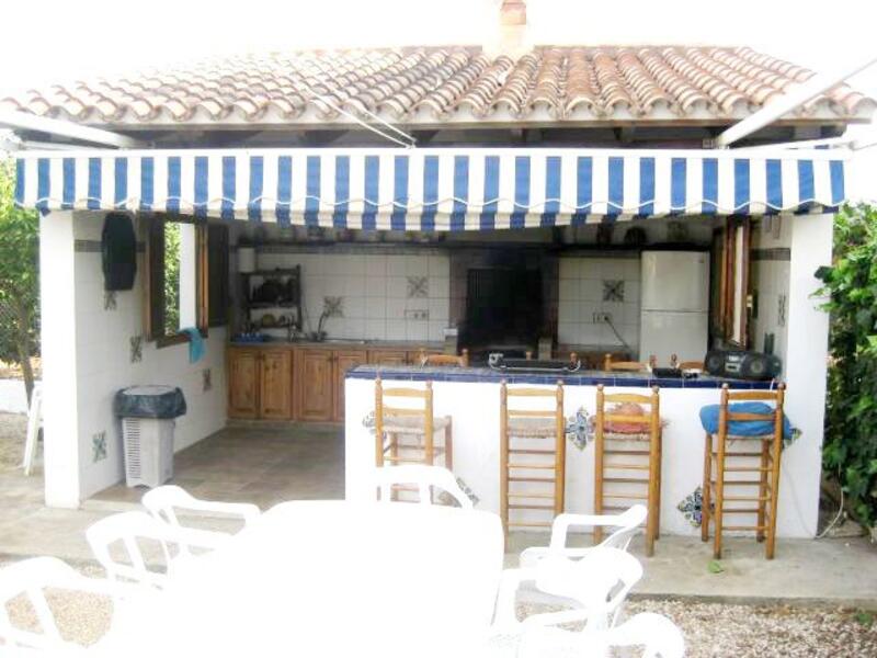 6 bedroom Country House for sale