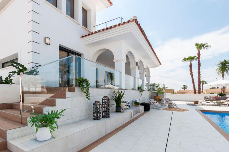 4 bedroom Villa for sale