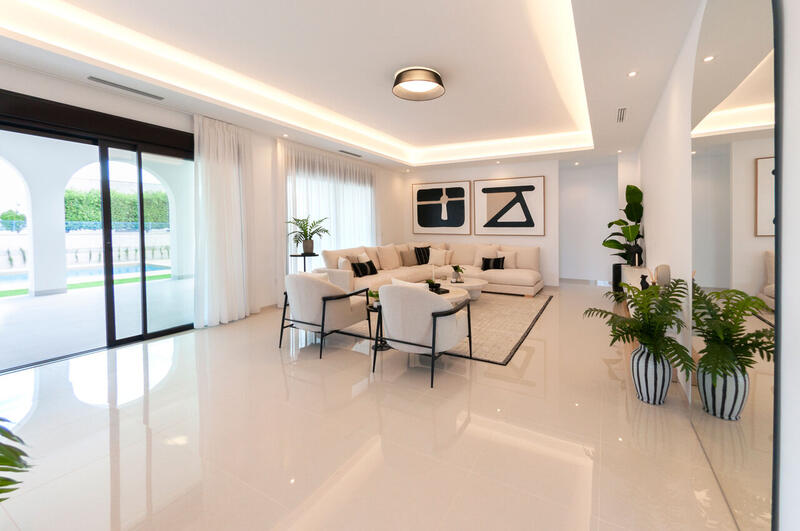 4 bedroom Villa for sale