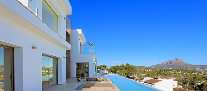 4 bedroom Villa for sale