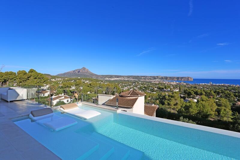 4 bedroom Villa for sale