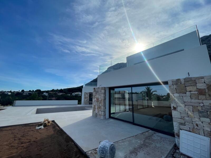 4 bedroom Villa for sale