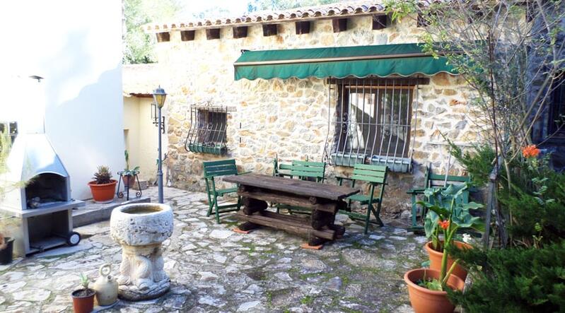 4 bedroom Country House for sale