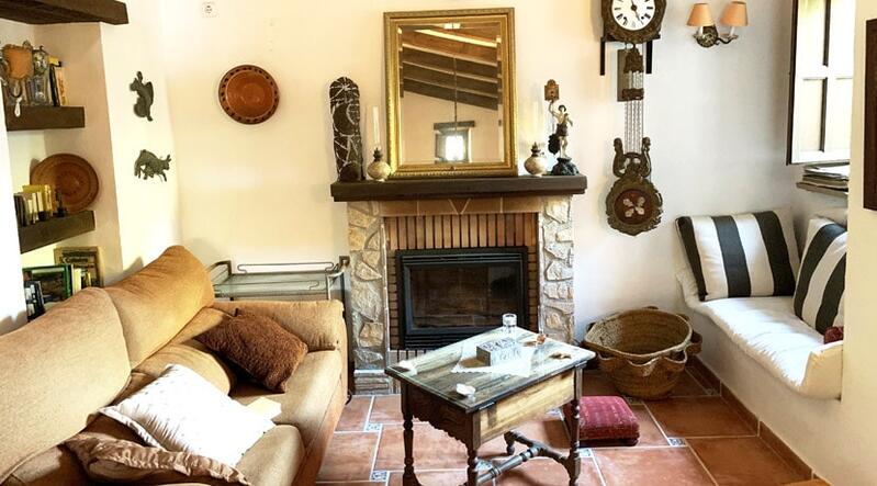 4 bedroom Country House for sale