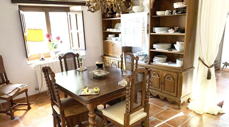 4 bedroom Country House for sale