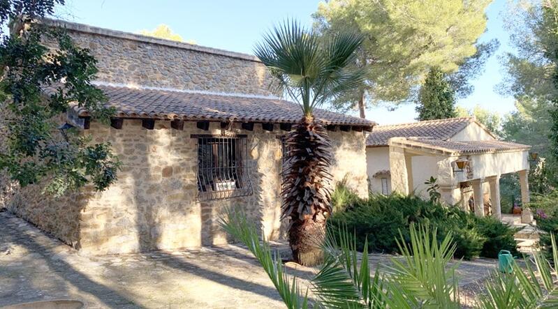 4 bedroom Country House for sale