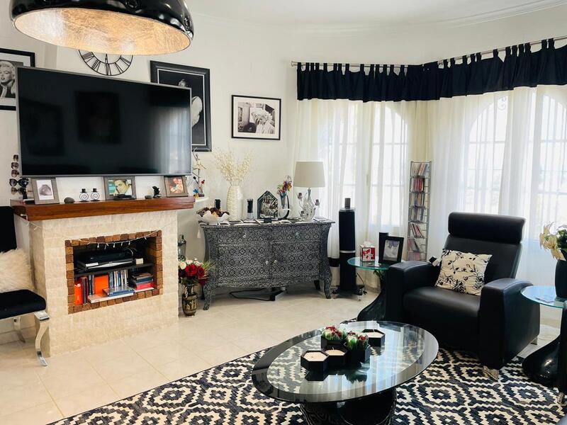 4 bedroom Villa for sale