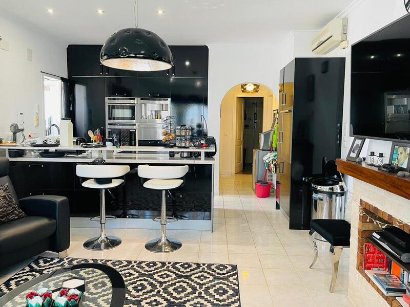 4 bedroom Villa for sale