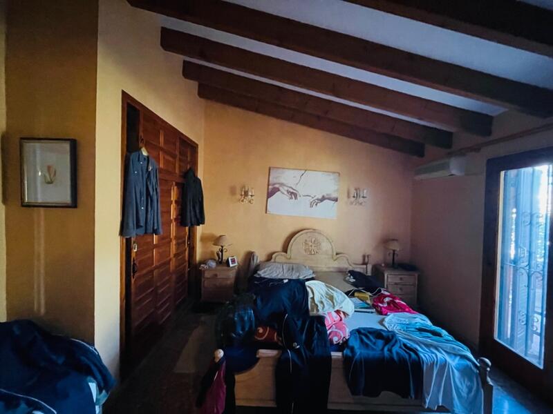 4 Cuarto Villa en venta