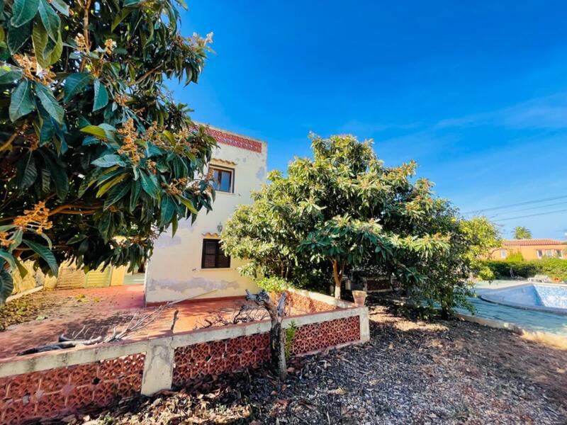 4 Cuarto Villa en venta