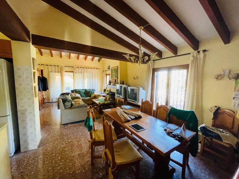 4 Cuarto Villa en venta