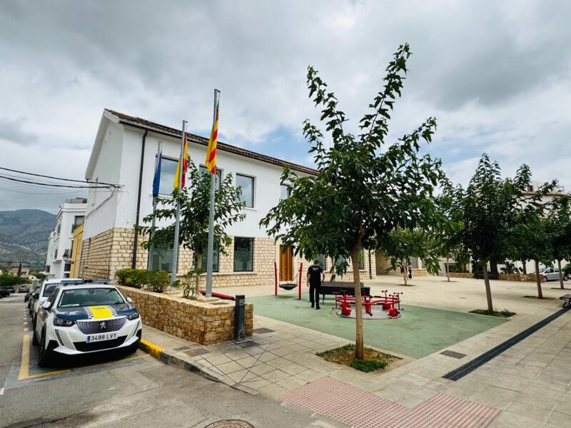 3 bedroom Apartment for sale