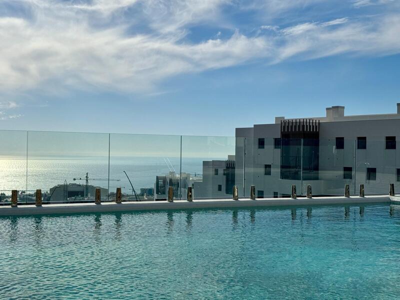 Apartment for sale in Fuengirola, Málaga